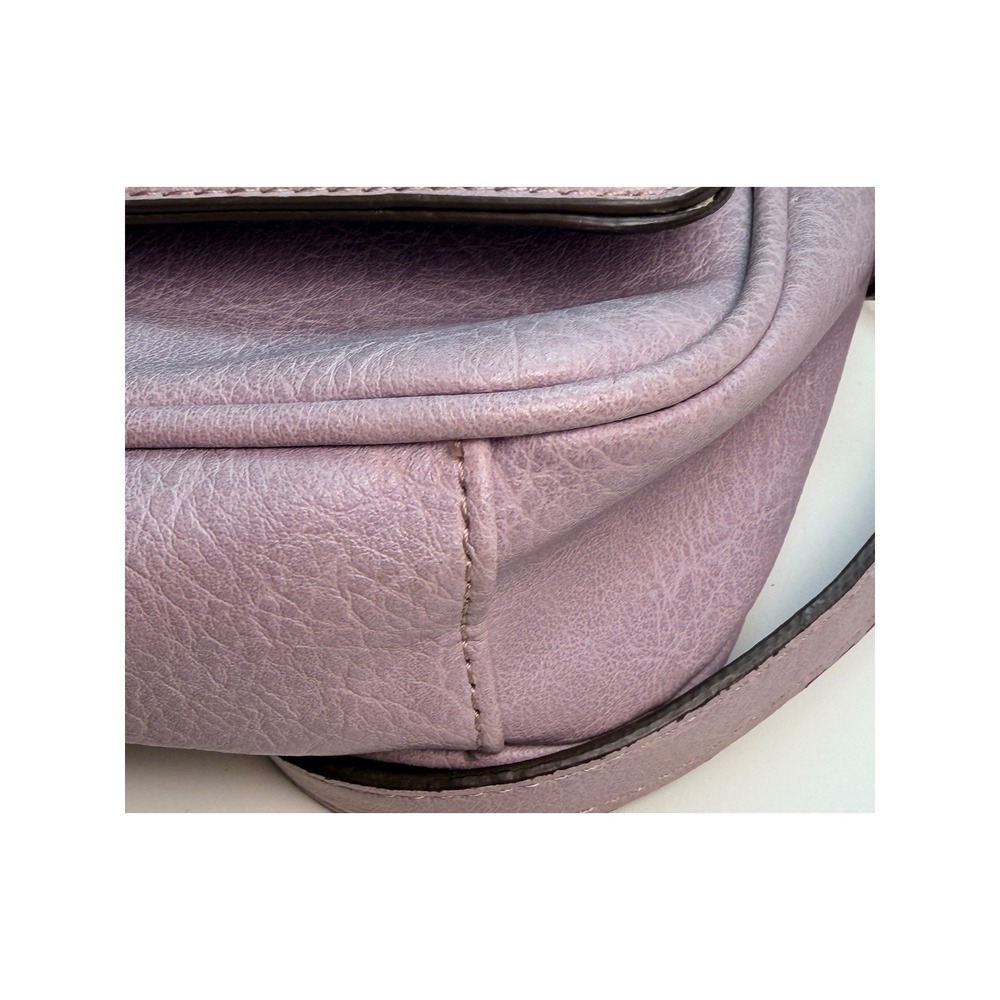 Lilac Woven Flap Crossbody Bag Textured Faux Leather Brass Hardware - Picture 7 of 8